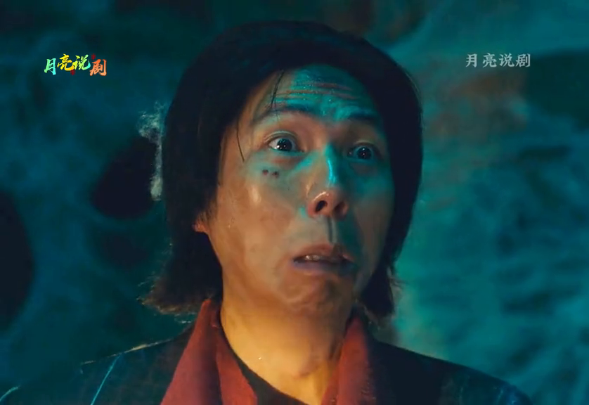 一群人跑进了一个奇怪的洞穴，结果却遇上变异的蜘蛛群和大粽子