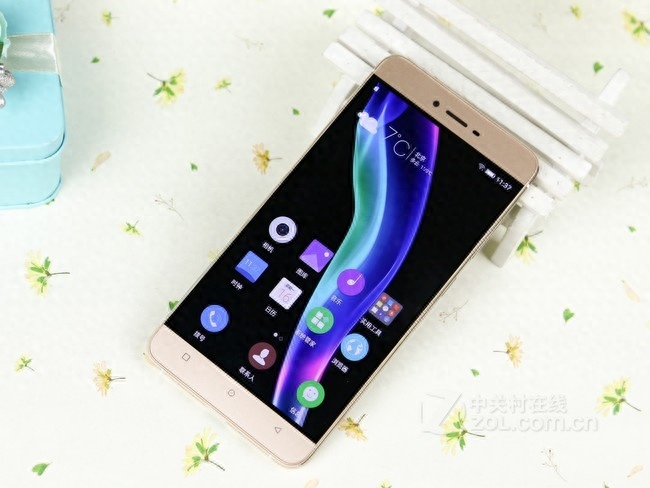 金立S6 Pro 4GB+64GB 玫瑰金 双卡双待运行内存大 国美仅售1799元