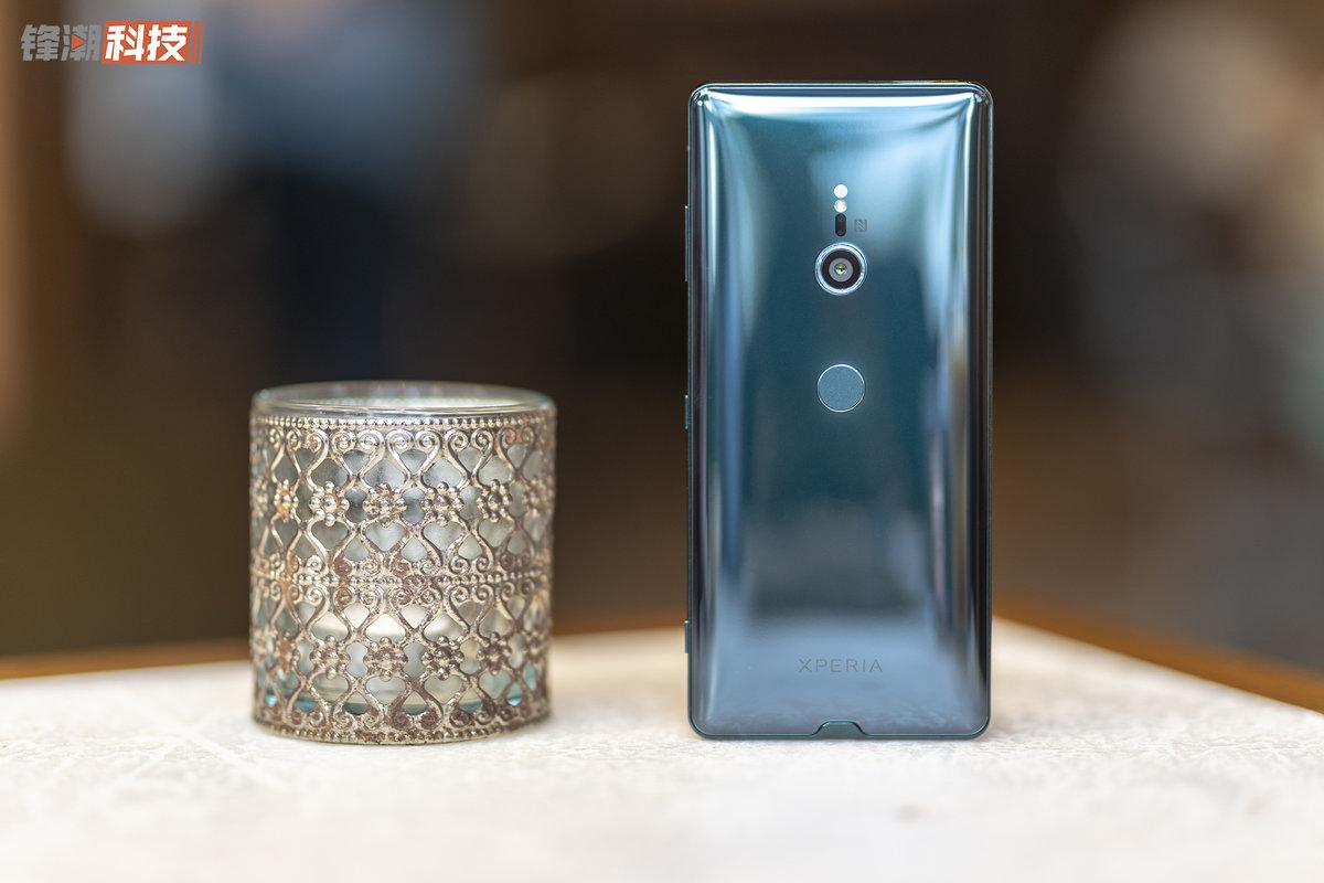 肥皂一般的手感，更快的系统体验！索尼 Xperia XZ3 体验评测