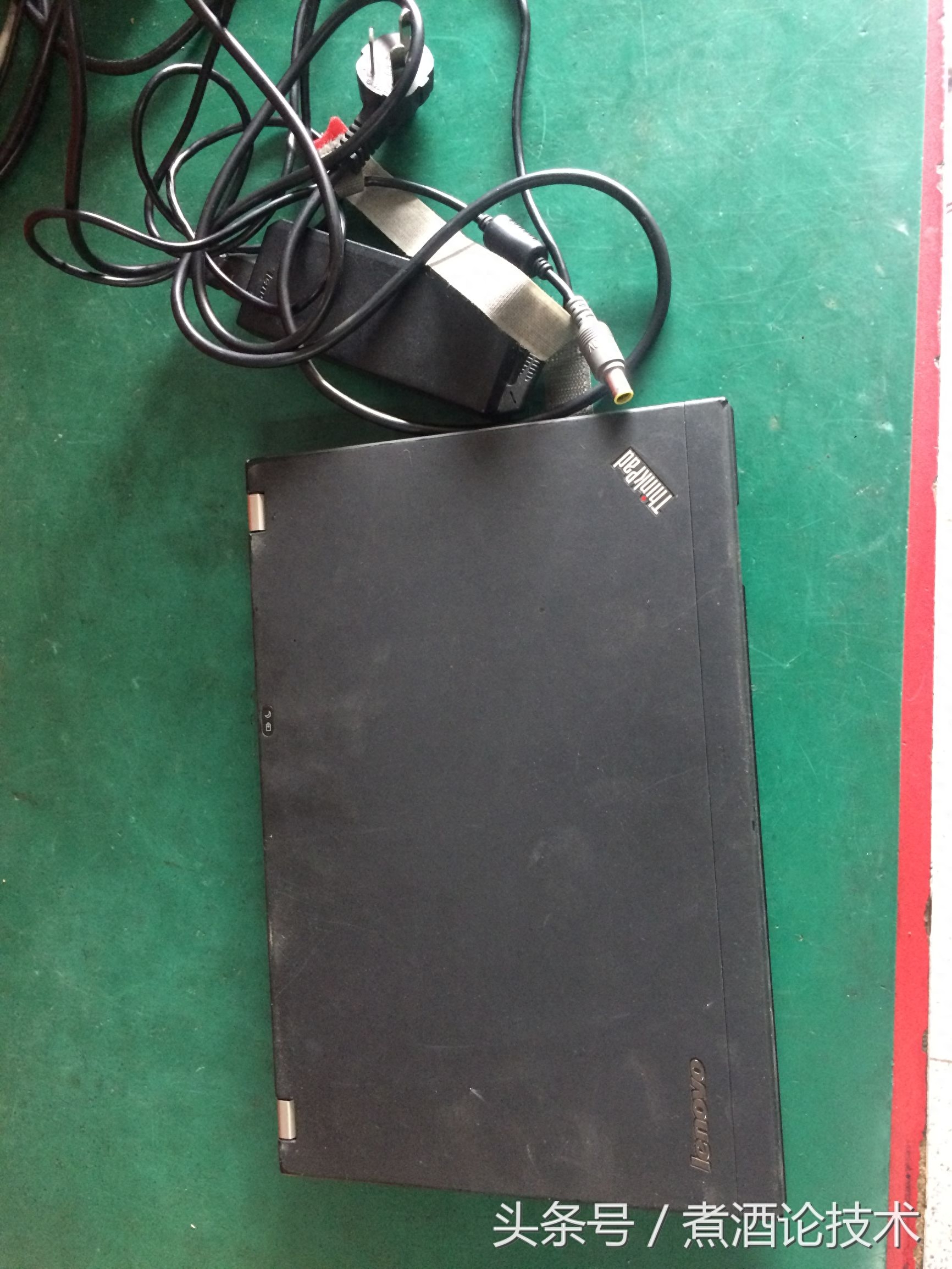 闲鱼入手THINKpadx220i，拆机检测升级后，又成得力办公神器