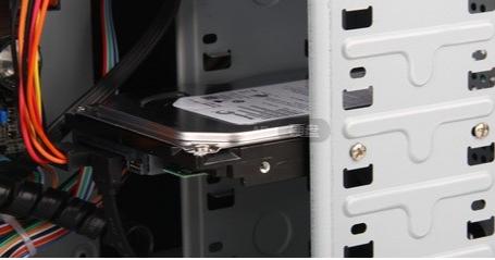 win10重装系统无法识别硬盘怎么办（u盘装win10看不到SSD）