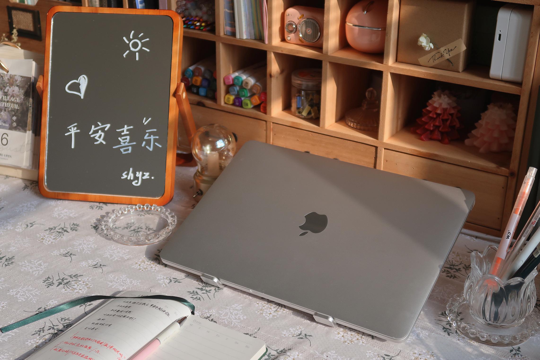 真香警告！人生第一台MacBook，也太好用了吧