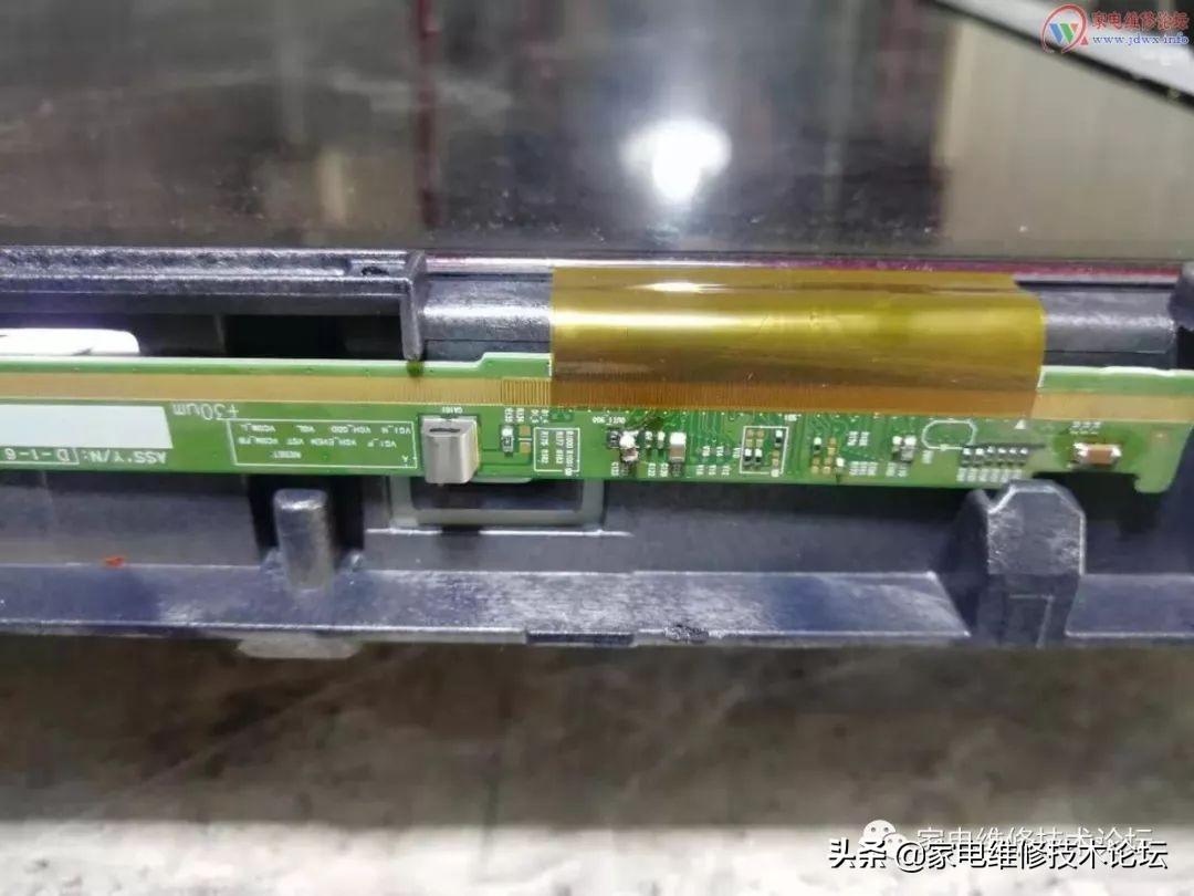 TCL液晶电视L42F1300-3D灰屏维修