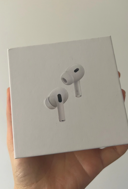 多发的耳机能捡漏？有人假冒快递员，干骗钱的缺德事