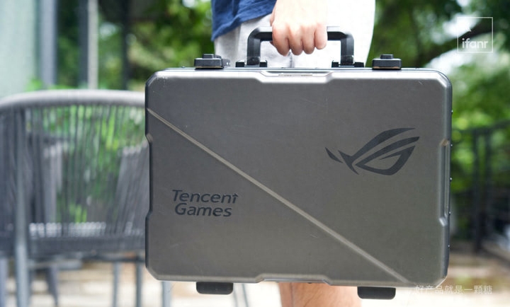 华硕 ROG Phone 2 首发评测：地表性能最强 Android 手机
