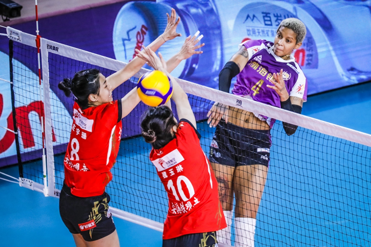 最新积分榜！天津女排6战全胜，大败上海，助力江苏登顶