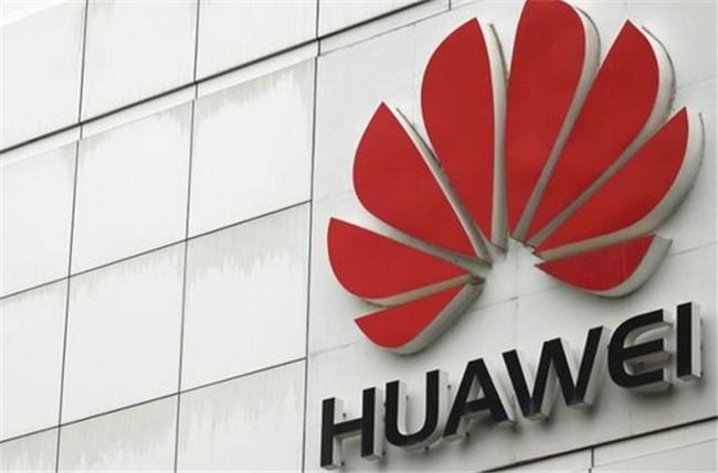 华为P20 Pro迎来疯狂大降价,引来一片吐槽声,网友:还是买早了