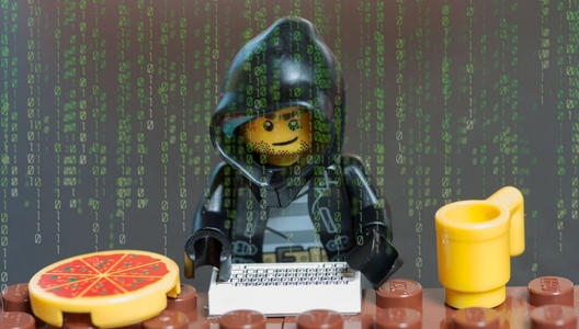 如何避免被用万能钥匙的人蹭网？这5种方法帮你彻底清除蹭网者!