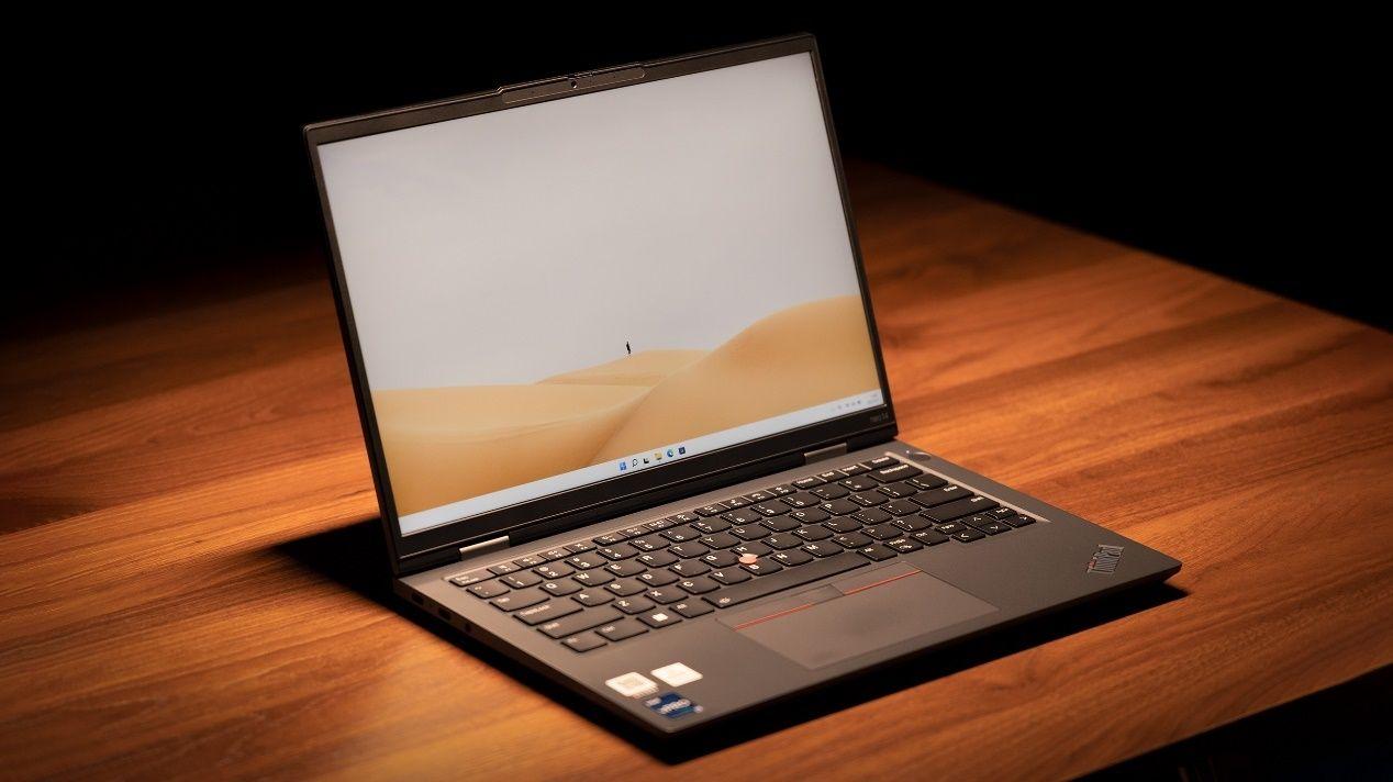 传统 ThinkPad 的新生——ThinkPad neo 14 评测