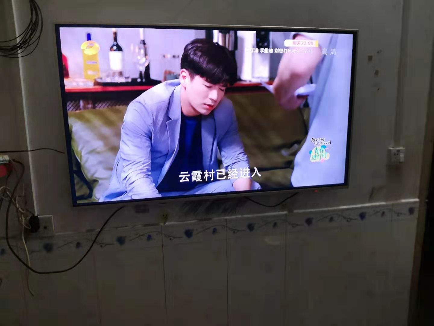 长虹液晶电视55D2P黑屏有声音 换背光 隔离法 撕耳朵