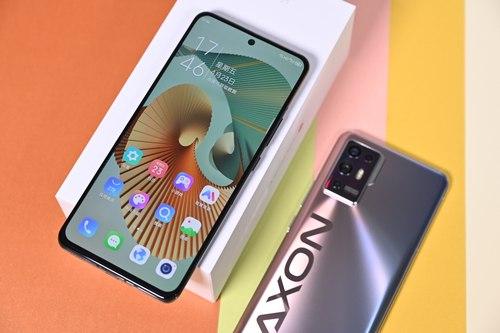 同样是旗舰机！中兴Axon 30 Pro上手评测
