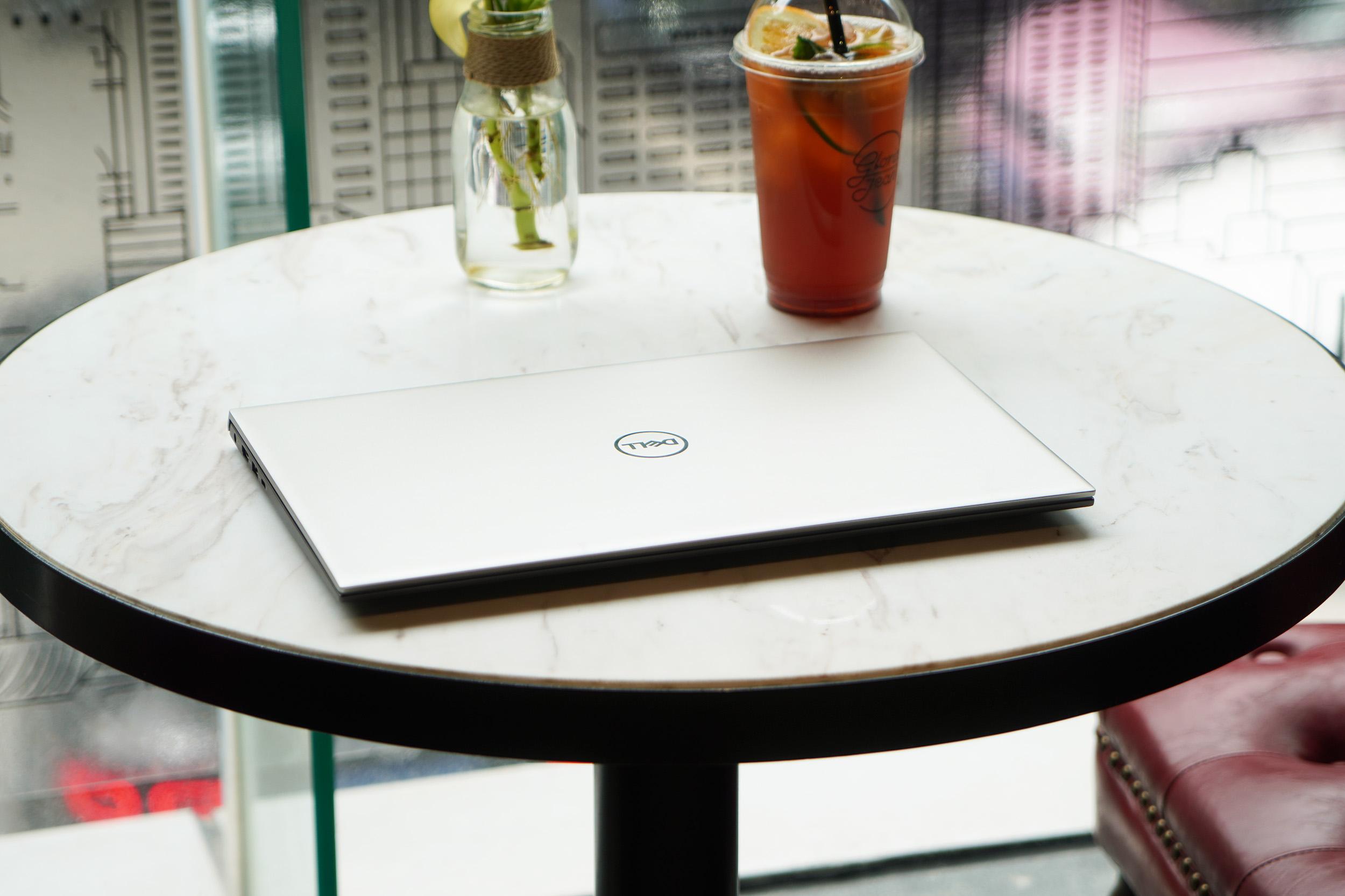 无惧多任务，10代酷睿配32GB大内存，戴尔灵越5000 fit 15测评