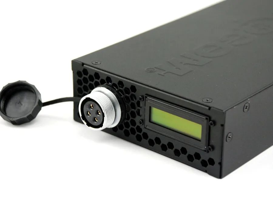 Eurocom 为笔记本推出 780W 电源适配器