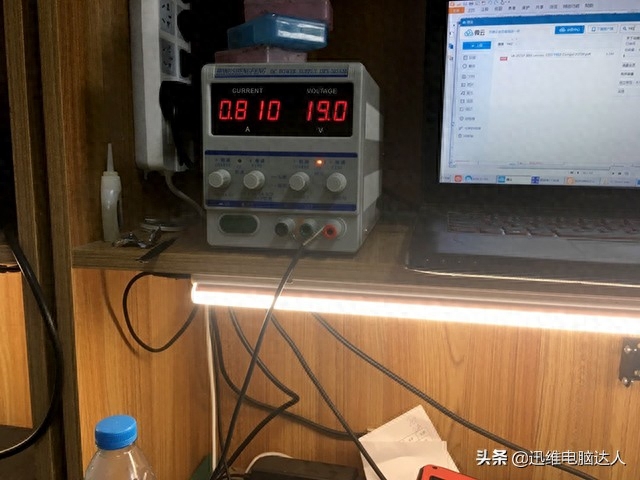 11年神舟优雅笔记本电脑不开机,刷BIOS无效,一根飞线完美亮机