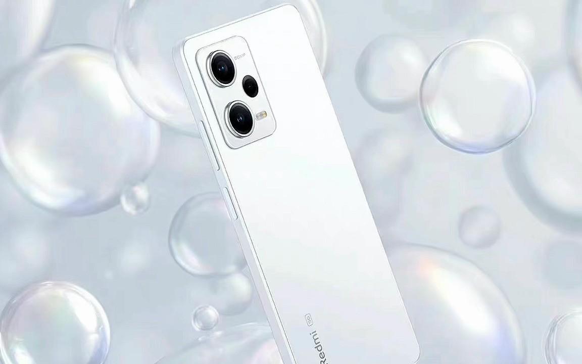 1899元，5500mAh+旗舰芯，这可能是目前最香的2K神机