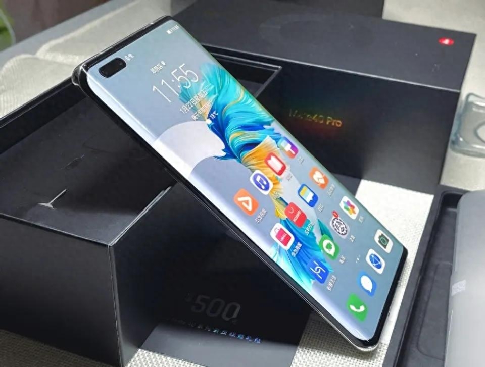用了三年的P10终于换成Mate40Pro，说说半个月心里话