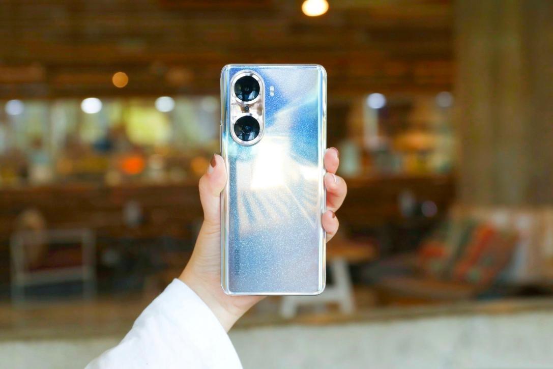 被严重高估的三款旗舰机,配置高但缺点很明显,只怪太多人不了解