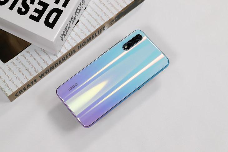 iQOO Neo 855版评测:把性价比做得更加极致