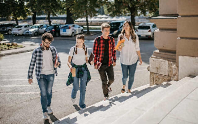 国庆特别推荐：大一新生该买什么笔记本？市场营销篇