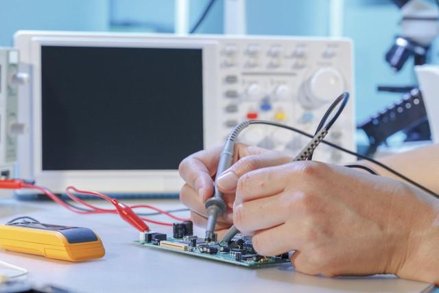 电脑维修培训学校老师浅谈电脑死机的原因和解决方法