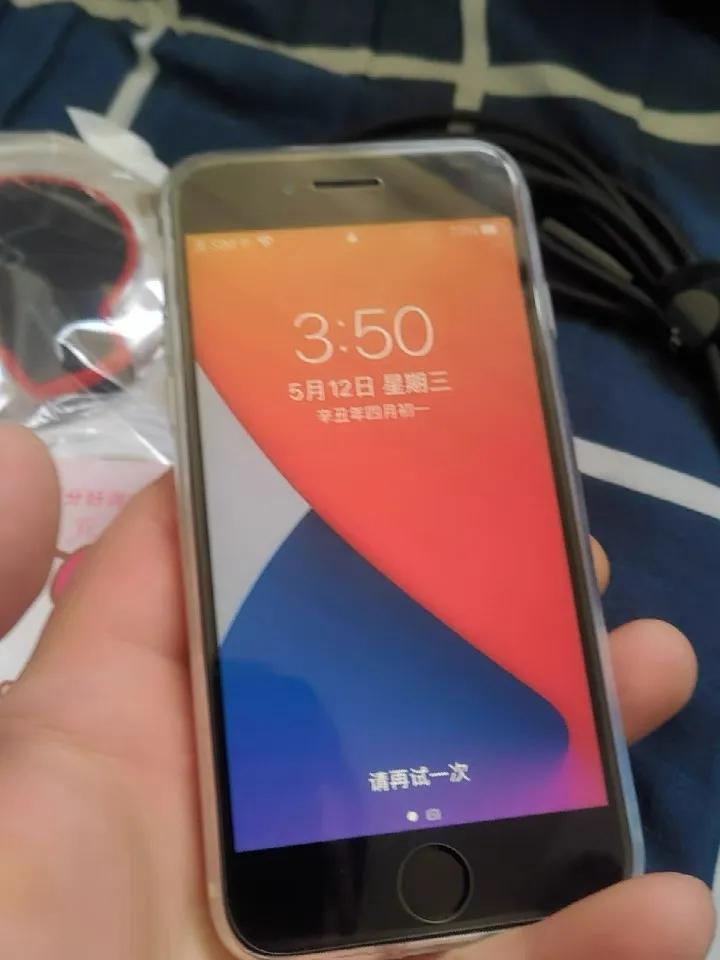 初代iPhone SE体验报告，缺点很明显