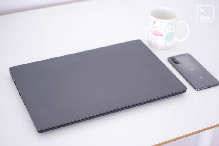 小米笔记本15.6寸图赏:4000元的大屏笔记本电脑会是你的选择吗