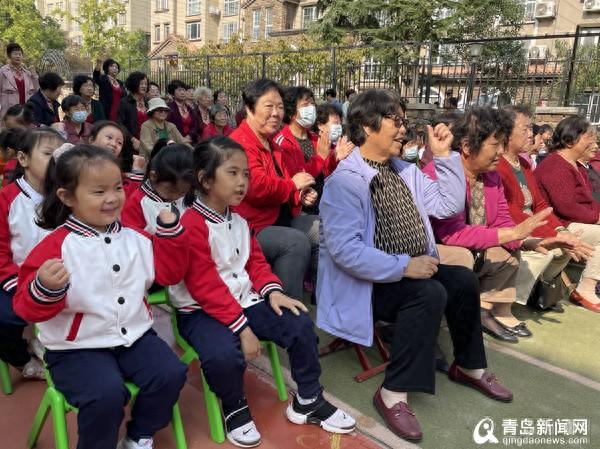 爱在金秋,情暖重阳 城阳区"美德信用+文艺汇演"活动精彩纷呈