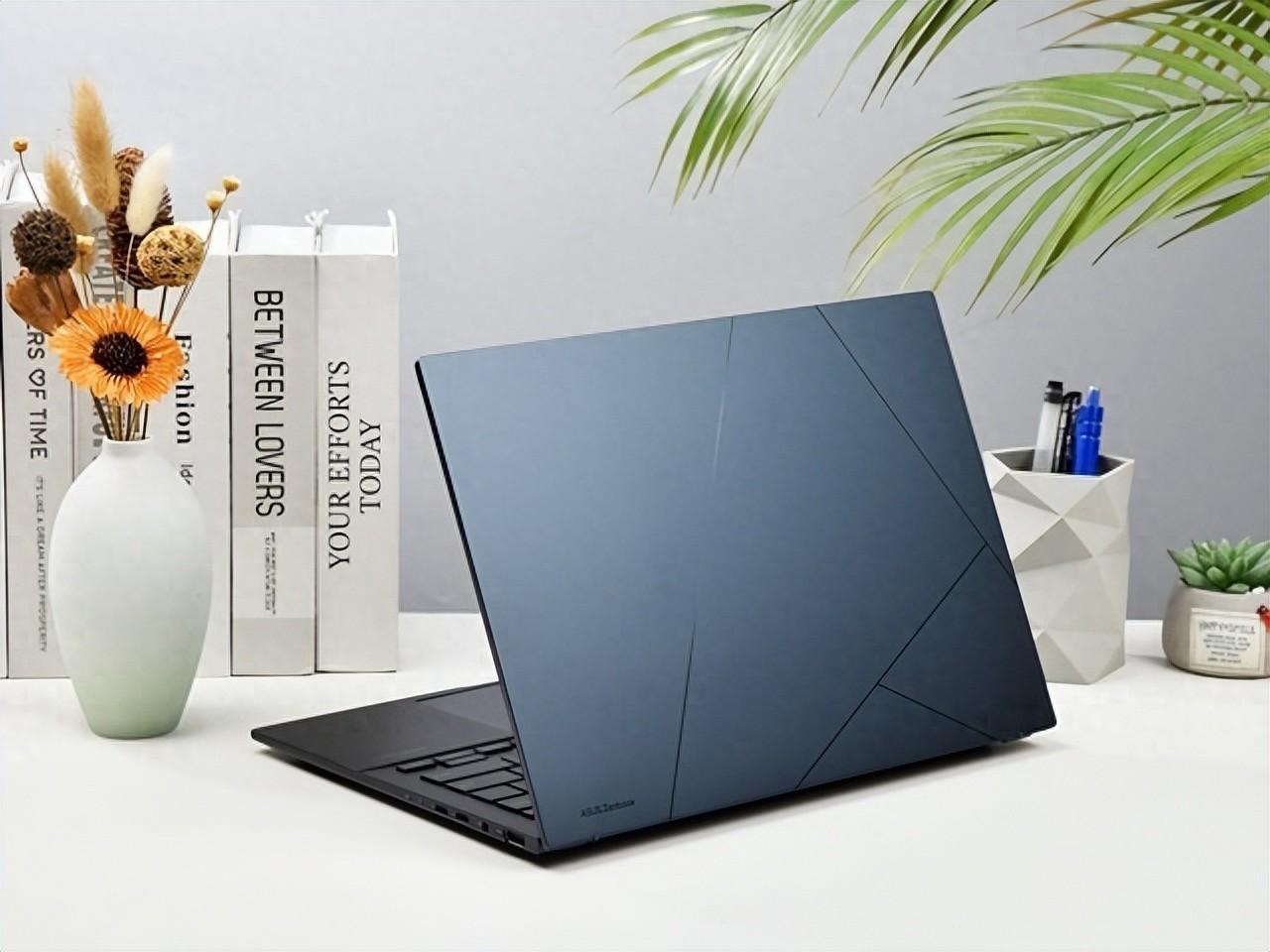 首发酷睿Ultra平台！华硕灵耀14 2024 AI超轻薄本上手体验