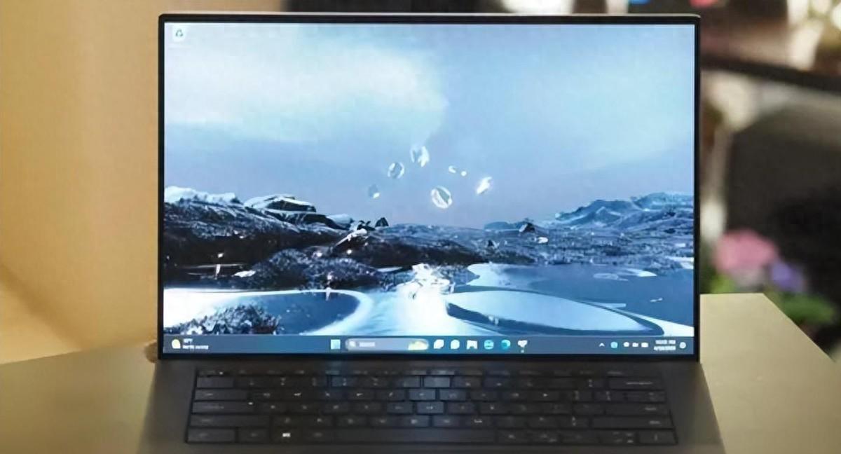 办公娱乐二合一：15寸笔记本电脑的新选择与优势解析