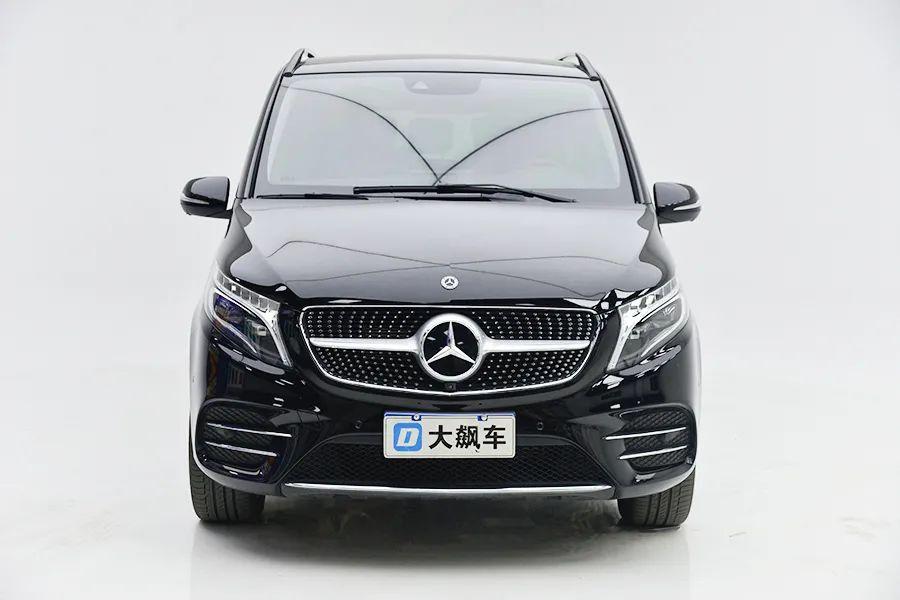 奔驰V:价格不低款型老,买辆二手不显旧