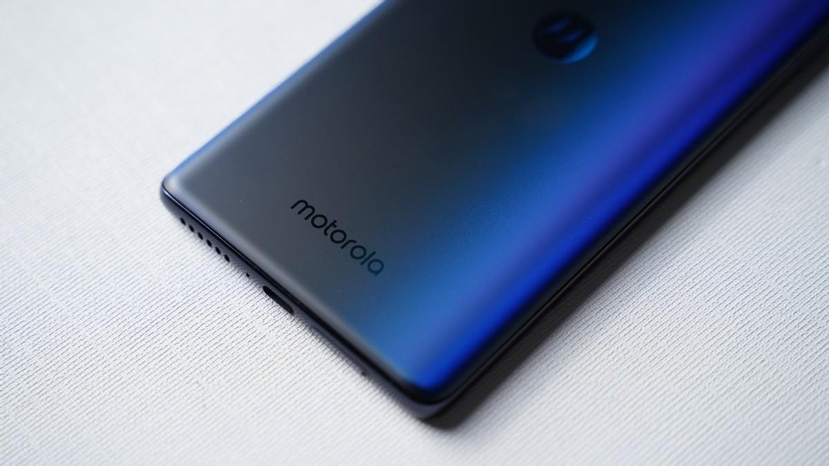 2999元起！首款骁龙8旗舰评测：最强性价比神机？