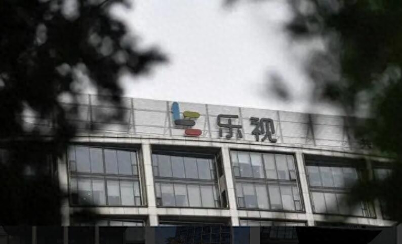 500块的“iPhone14”来了!乐视悄然发布新机,刘海屏+对角线双摄