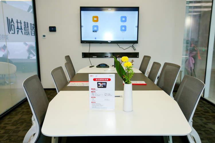 联想集团继续发力中小企业端业务，上海首家thinkplus解决方案中心落子杨浦，打