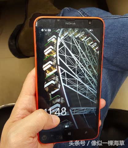 诺基亚Lumia 1320开不了机，不用刷机，让WP手机砖复活，适用1520