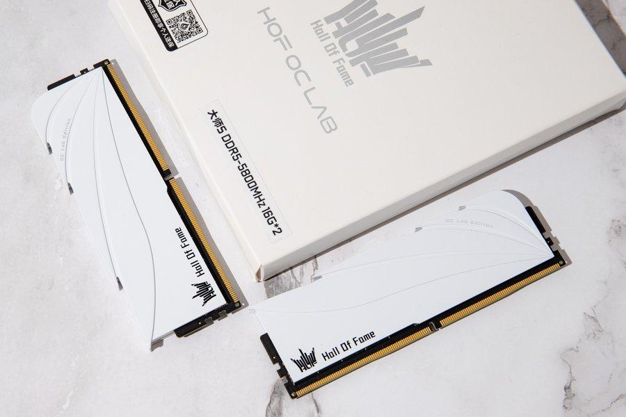 影驰HOF OC Lab大师S DDR5-5800内存评测：纯白羽翼，实力之作