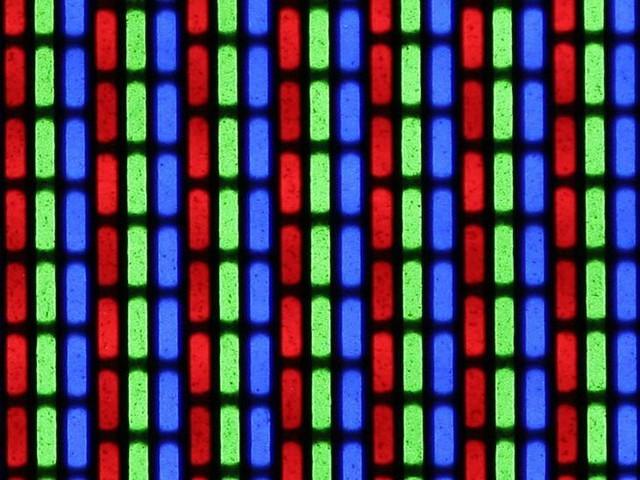 国产屏怎么就不行了?教你看懂AMOLED屏幕排列背后的奥秘