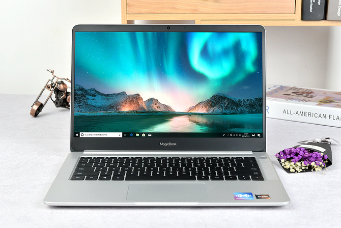 10小时长续航+潮流轻薄 荣耀MagicBook 2019锐龙R7版评测