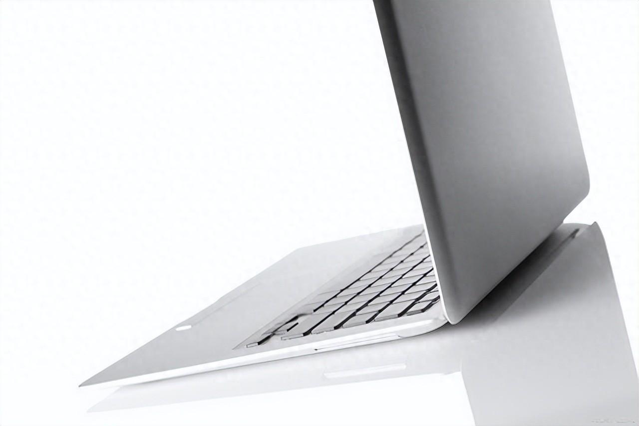 笔记本电脑黑屏后无法唤醒屏幕：原因与解决方案