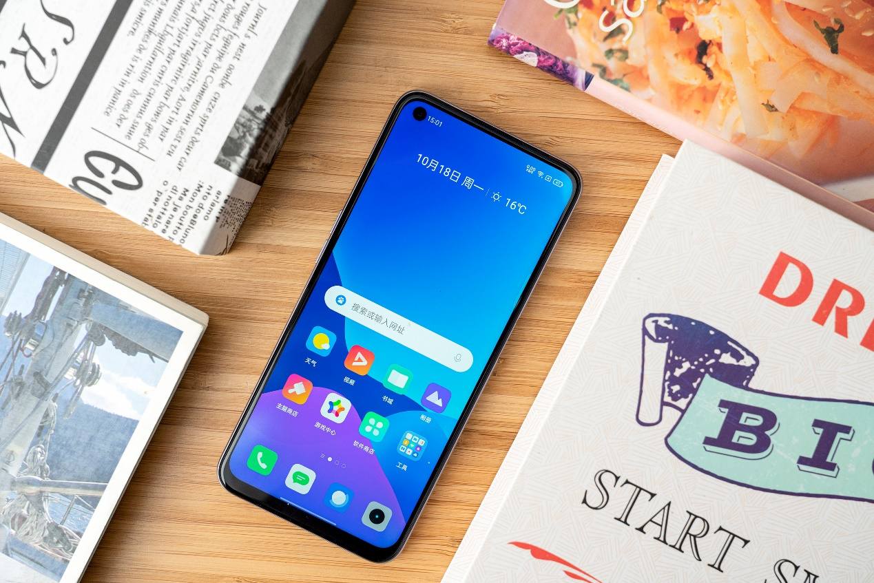 年底换机别只看旗舰机，这几款千元价位手机也是很好的选择