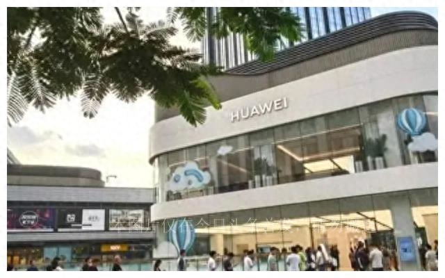 盘点华为HUAWEI全国八大旗舰店,深圳武汉果然一家亲!