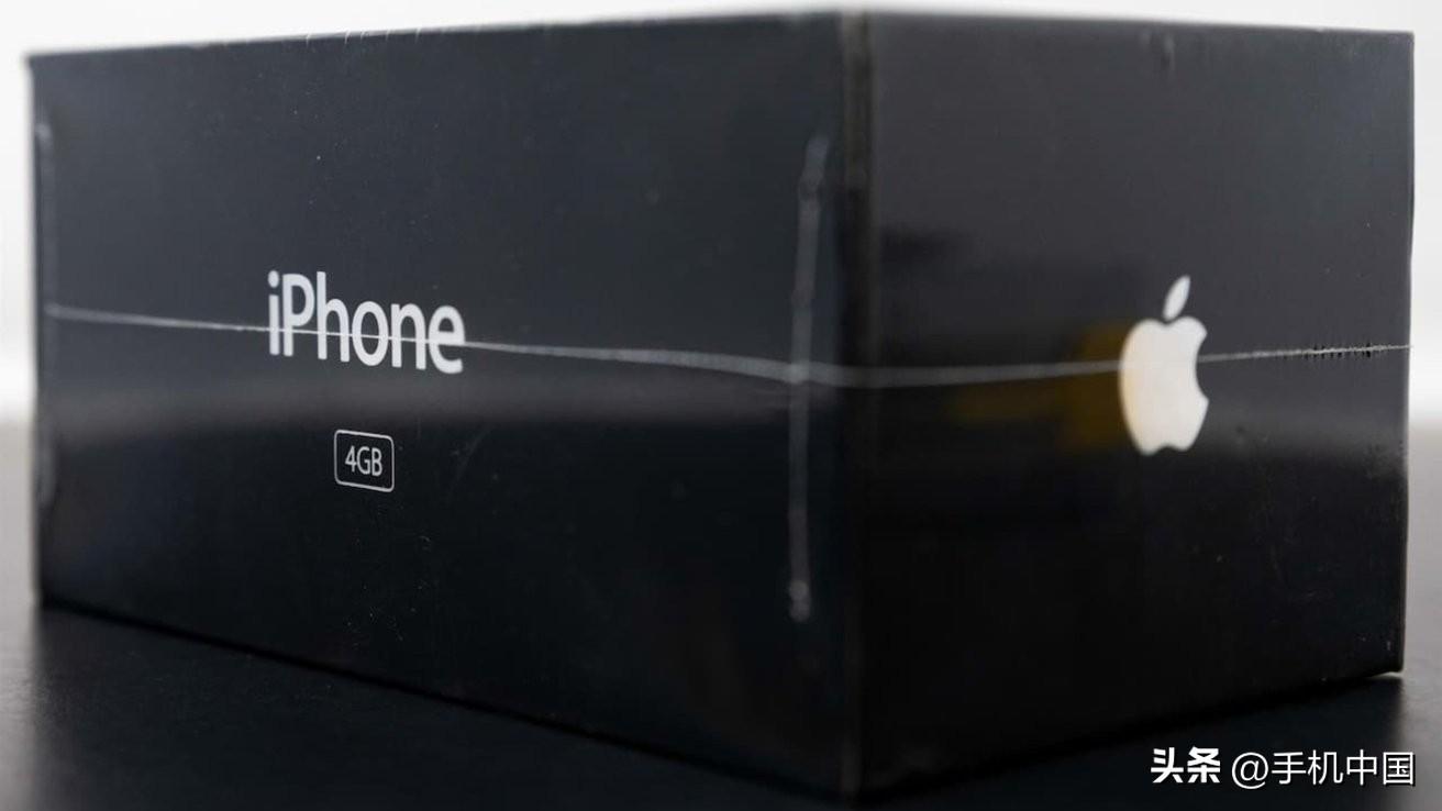 2007年原版4GB iPhone创下拍卖销售记录，售价超过158000美元