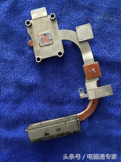 电脑灰尘也认真正确的清理完为什么温度还是一直居高不下呢?