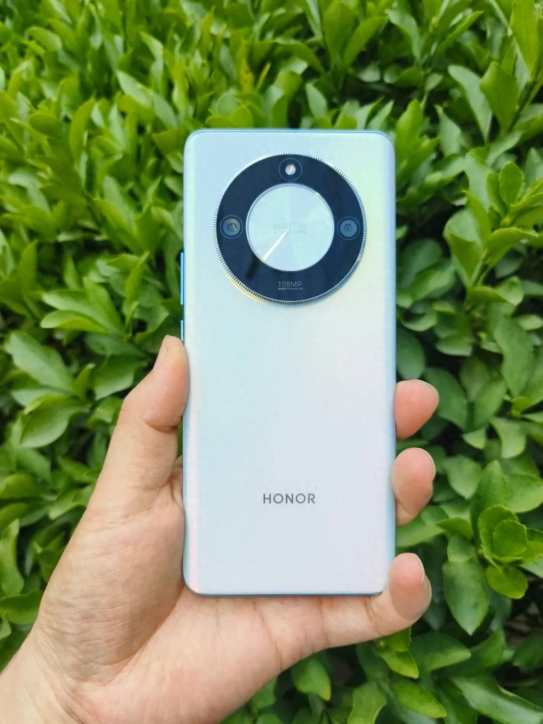 荣耀X50能买吗?不吹不黑,优缺点全面实测,我们甚至连摔它两次