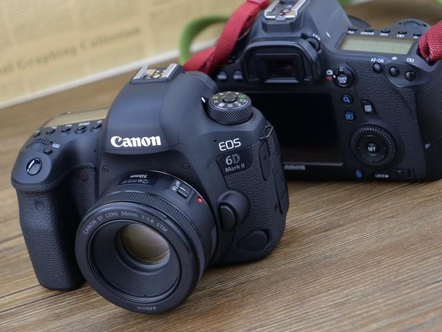 全幅入门新战力 佳能EOS 6D Mark II评测