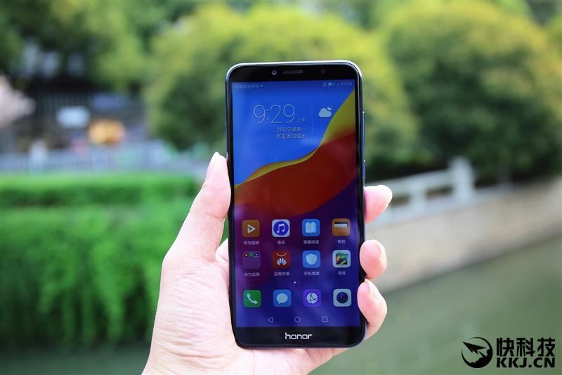 799元起!荣耀畅玩7A评测:全面屏+人脸解锁