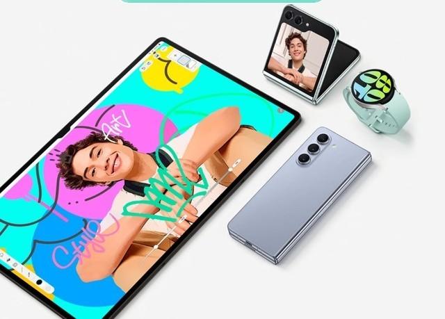 三星折叠屏新品Galaxy Z Flip 5发布:最大副屏