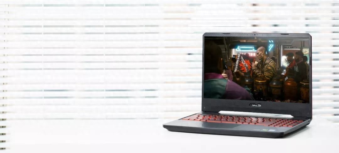 出色的主流游戏之选:华硕飞行堡垒6评测