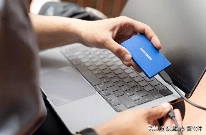 移动硬盘不显示？进来找答案