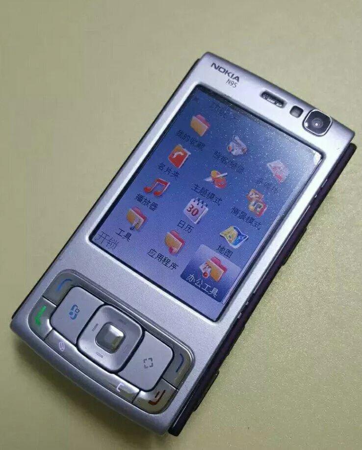 诺基亚“降维打击”，1450毫安+32GB，售价249元，网友:王者归来