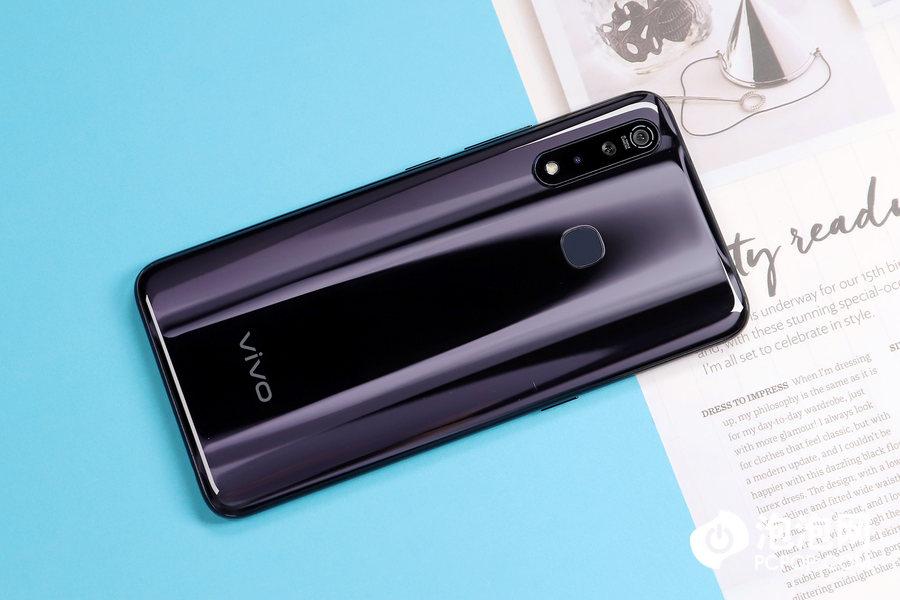 5000mAh电池之外,还有亮点 vivo Z5x评测